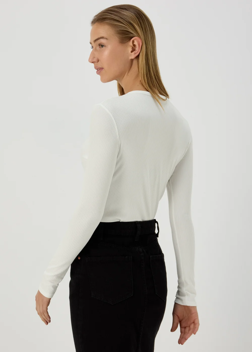 Ivory Rib Notch Neck Long Sleeve Top - Size 8 Image 2