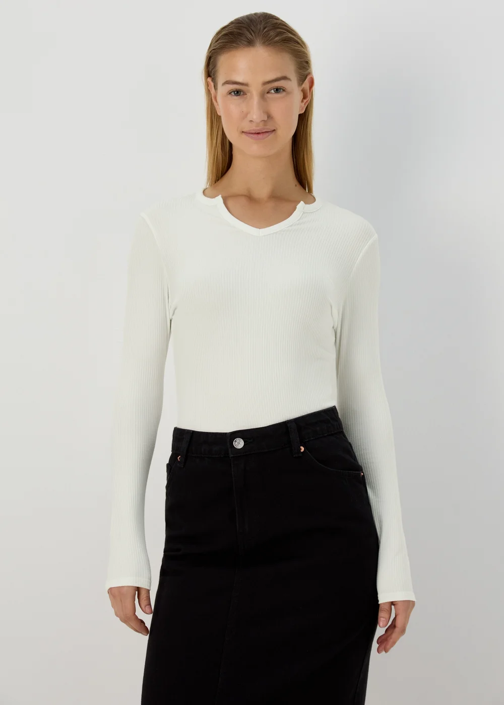 Ivory Rib Notch Neck Long Sleeve Top - Size 8 Image 1