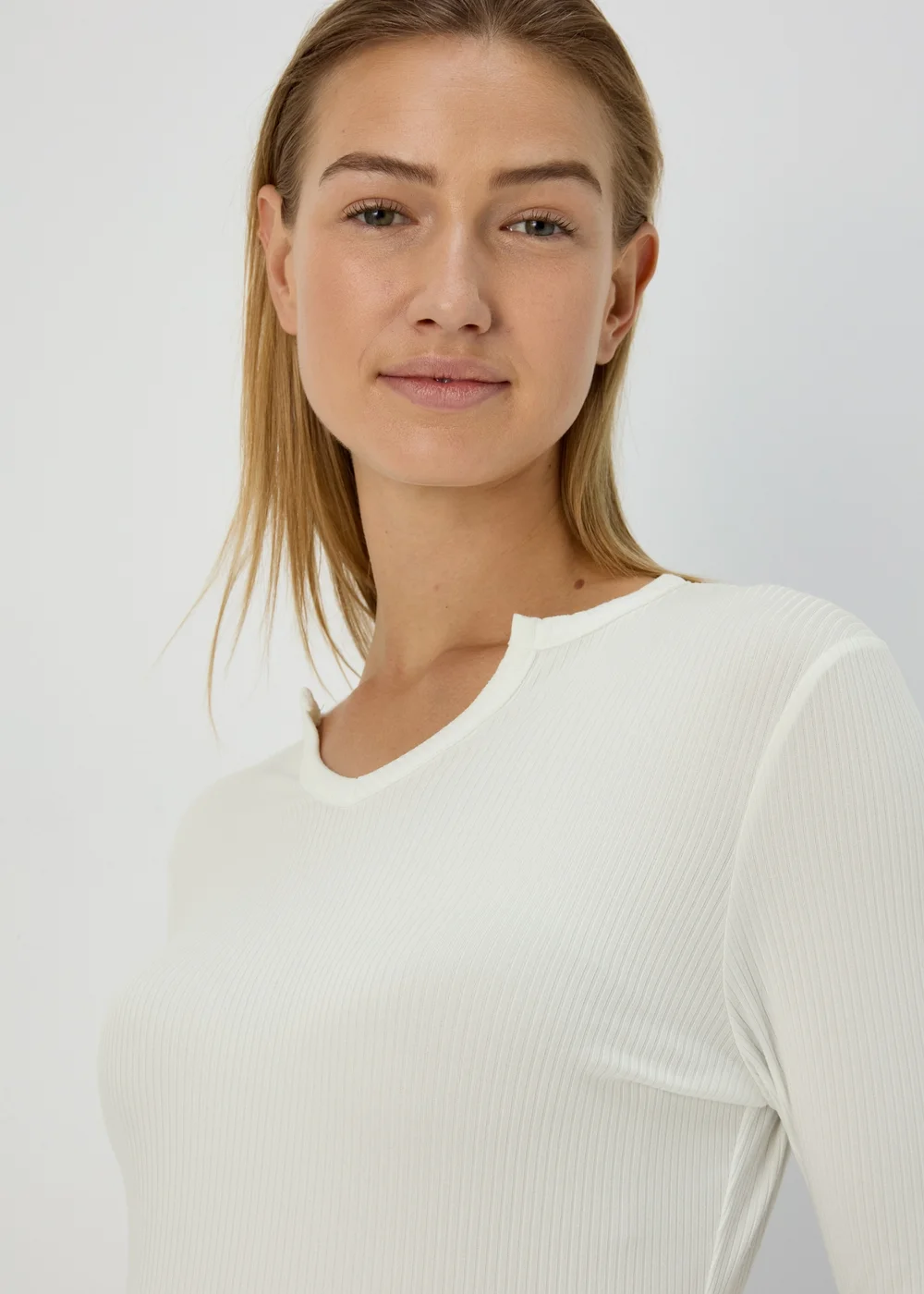 Ivory Rib Notch Neck Long Sleeve Top - Size 8 Image 3