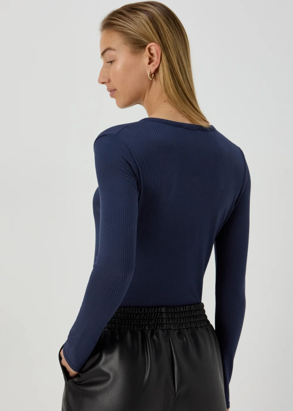 Navy Rib Notch Neck Long Sleeve Top - 8 Image 2