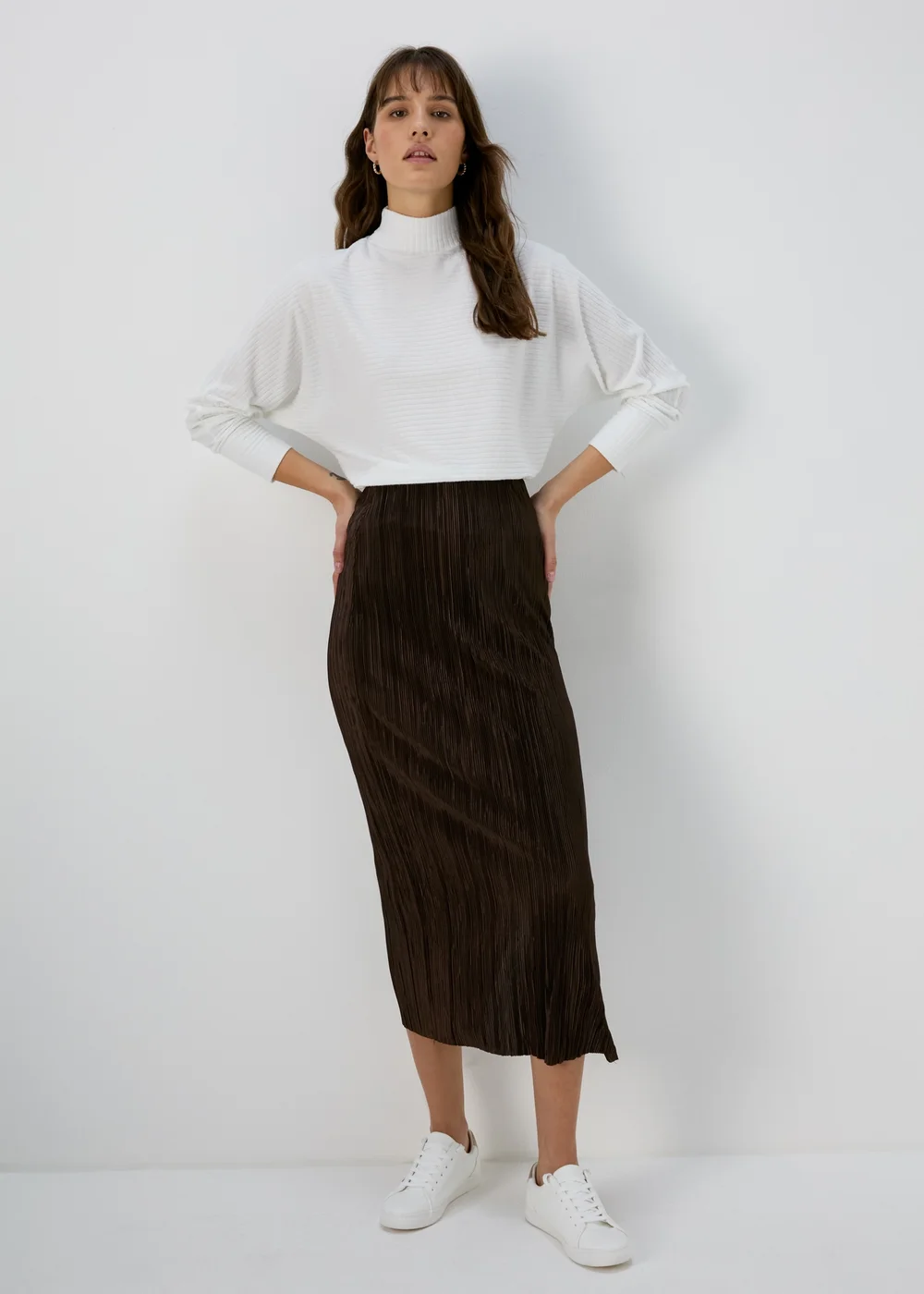 Brown Plisse Midi Skirt - Size 8 Image 1