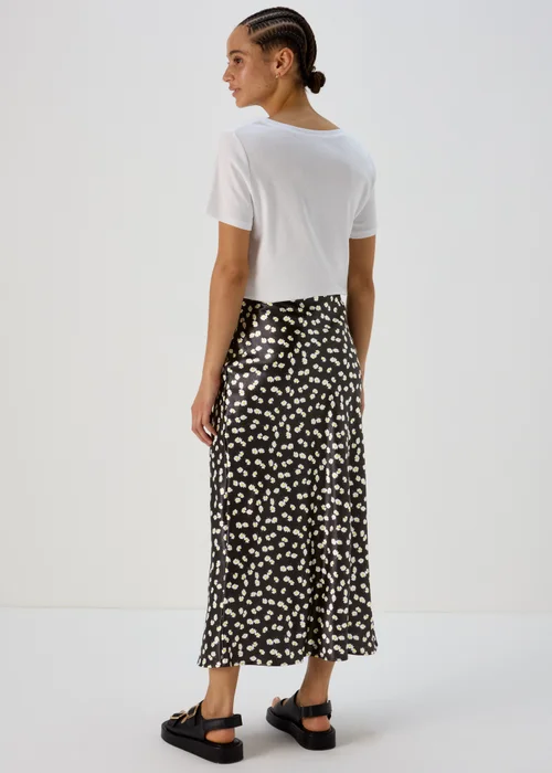 Black Daisy Print Satin Midi Skirt - 8 Image 2