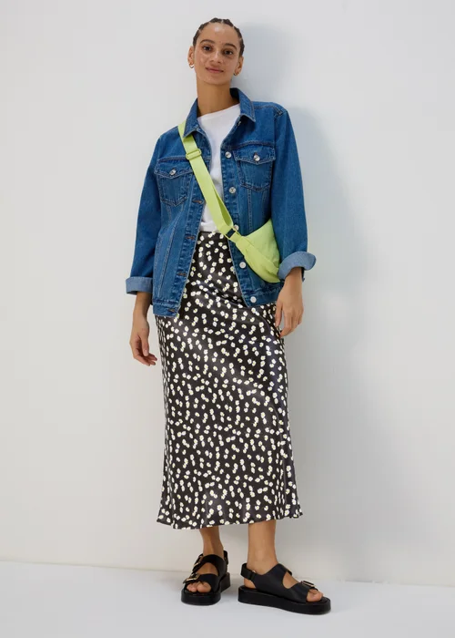 Black Daisy Print Satin Midi Skirt - 8 Image 4