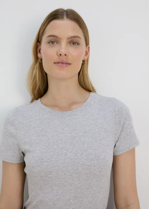 Grey T-Shirt - 8 Image 1