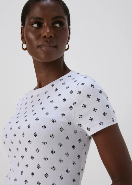 White Aztec Print T-Shirt - 8 Image 3