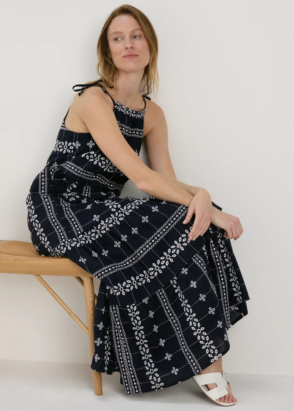 Et Vous Navy Embroidered Cami Dress - 8 Image 4
