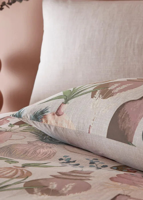 furn. Earthen Trending Floral Duvet Cover Set - Single Image 3