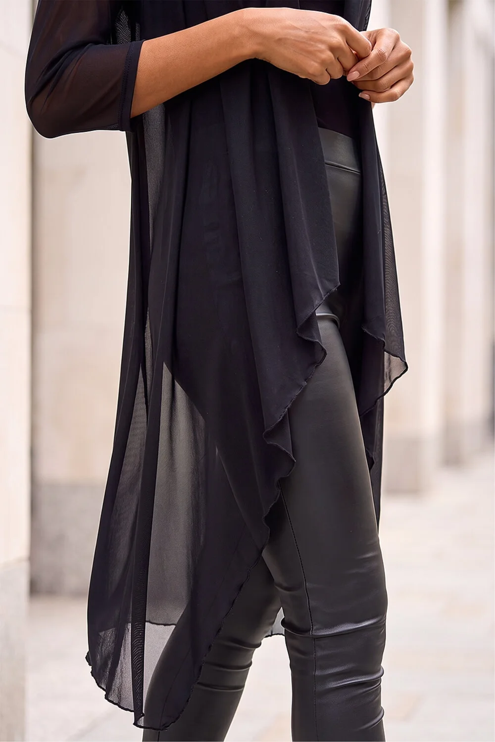 Roman Black 3/4 Sleeve Mesh Longline Kimono - 10 Image 4
