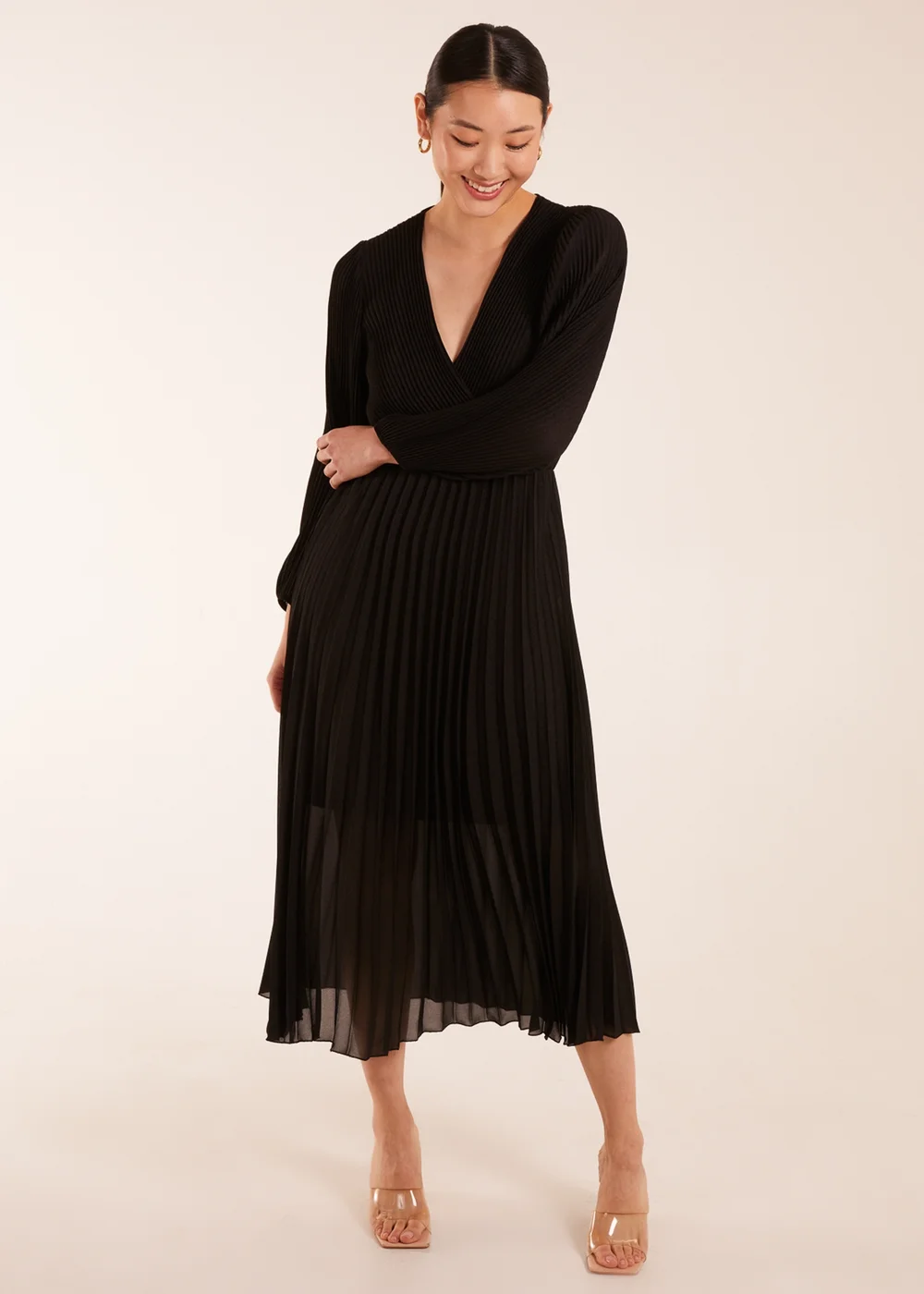 Blue Vanilla Black Metallic Chiffon Pleated Dress - S/M Blue Vanilla Black Metallic Chiffon Pleated Dress - S/M