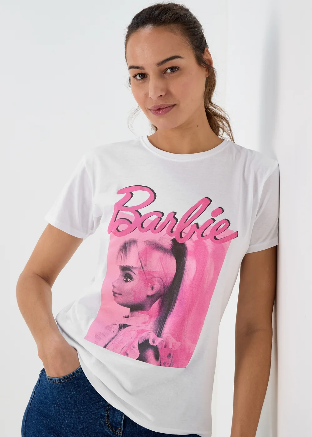 Barbie White T-Shirt - Size 8 Image 1