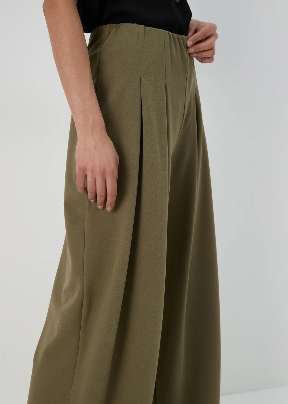 Khaki Pleated Front Jersey Trousers - 8 Image 3