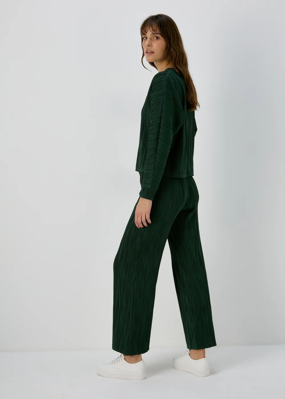 Green Textured Wide Leg Trousers - 8 Image 2