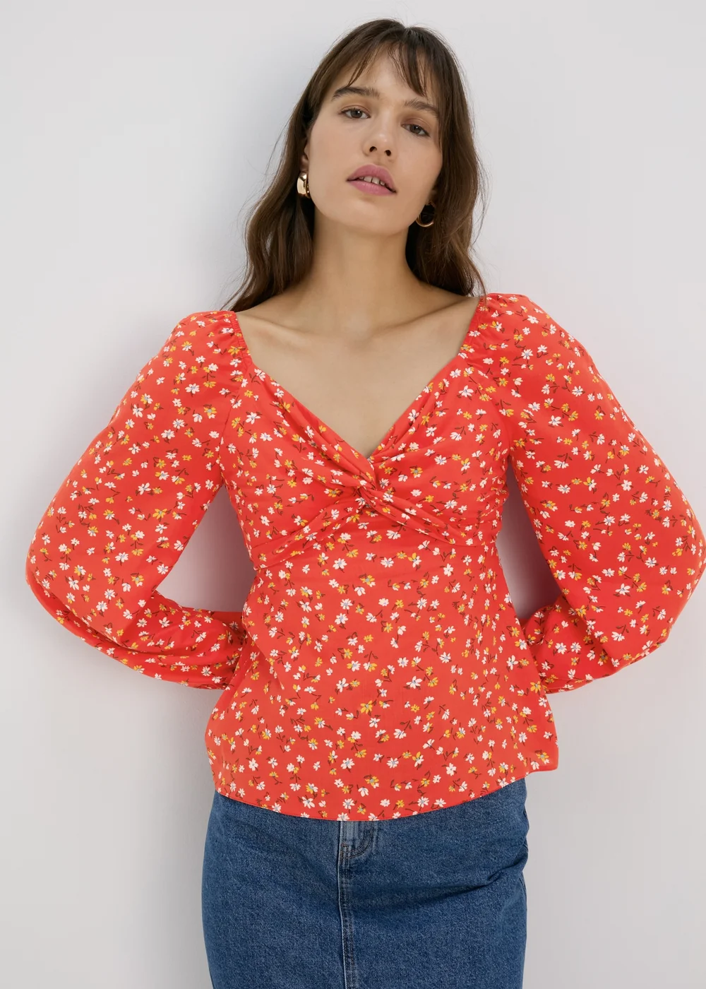 Red Floral Sweetheart Top - 8 Image 1
