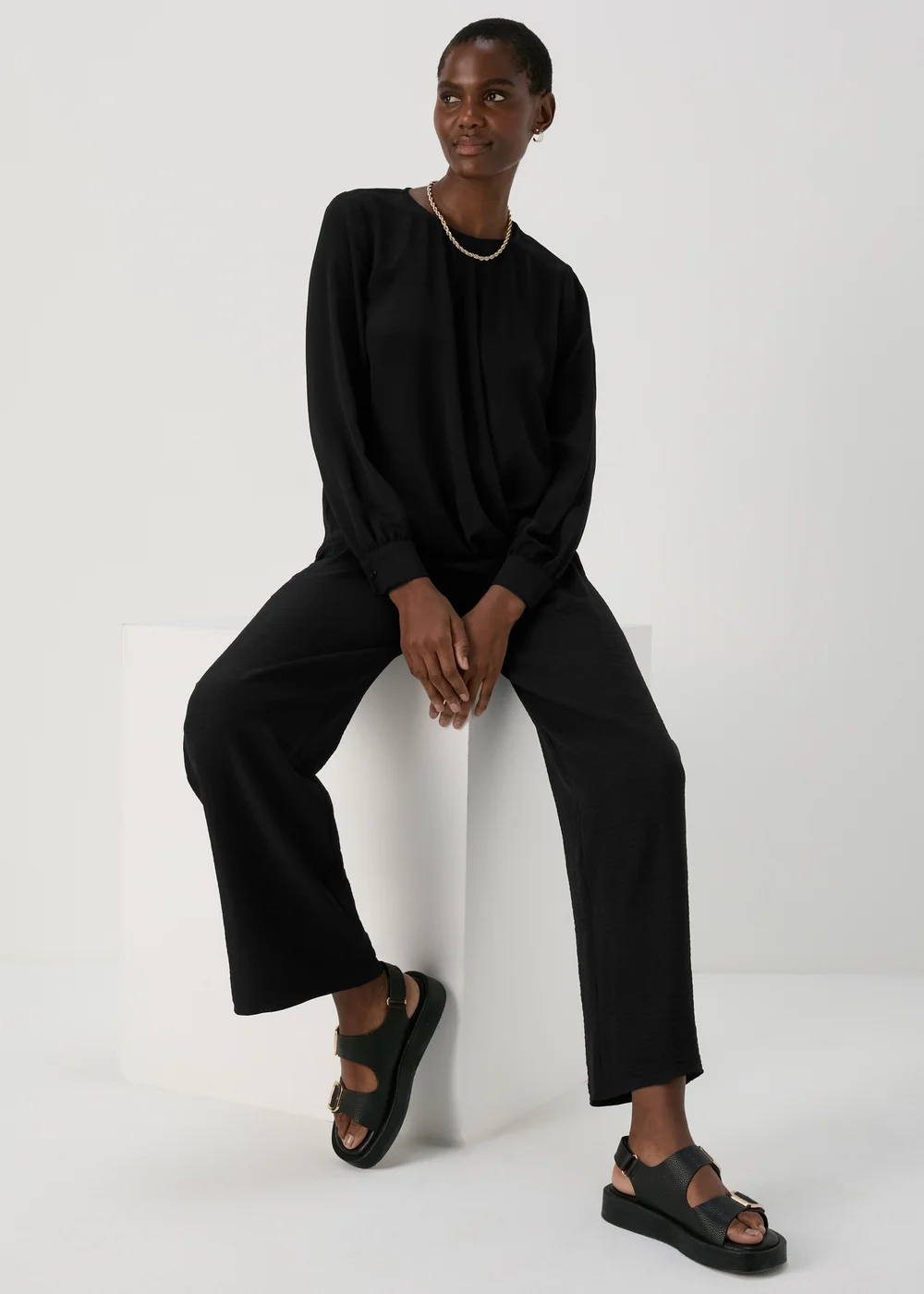 Black Wrap Front Pleat Hem Top - 8 Image 4