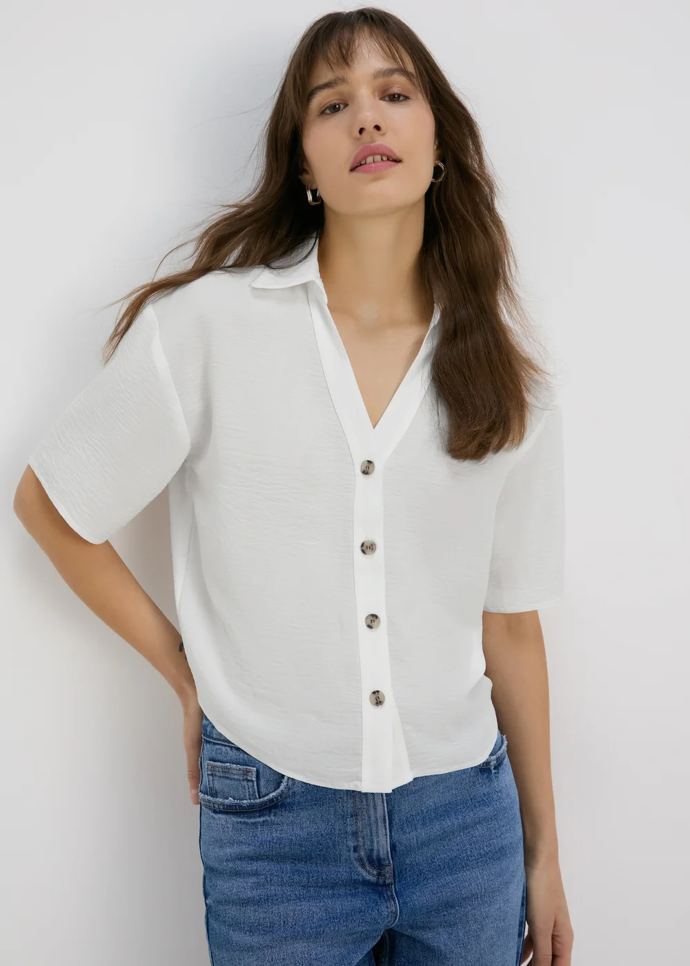 White Boxy Shirt - 8 Image 3