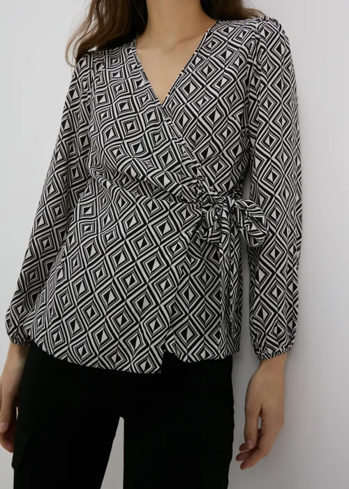 Black Geo Print Wrap Top - Size 8 Image 3