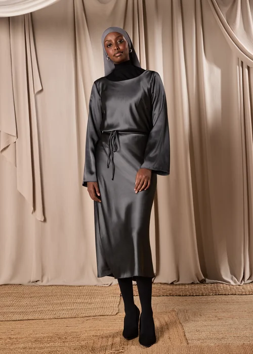 Grey Satin Belted Midi Dress - 8 Image 4