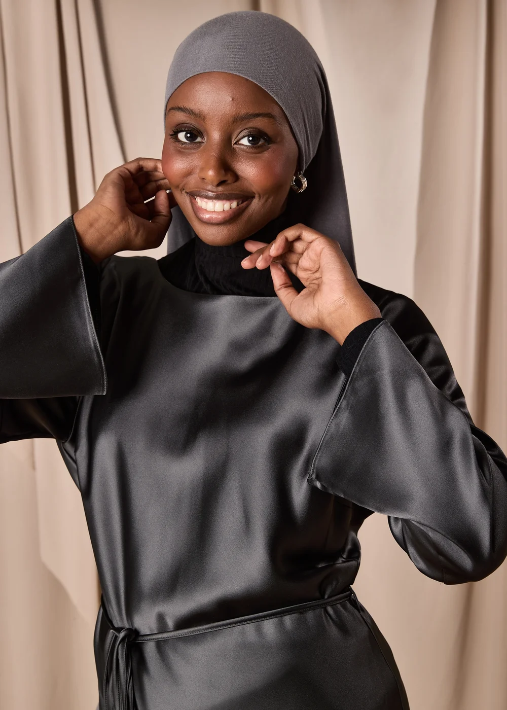 Grey Satin Belted Midi Dress - 8 Image 3