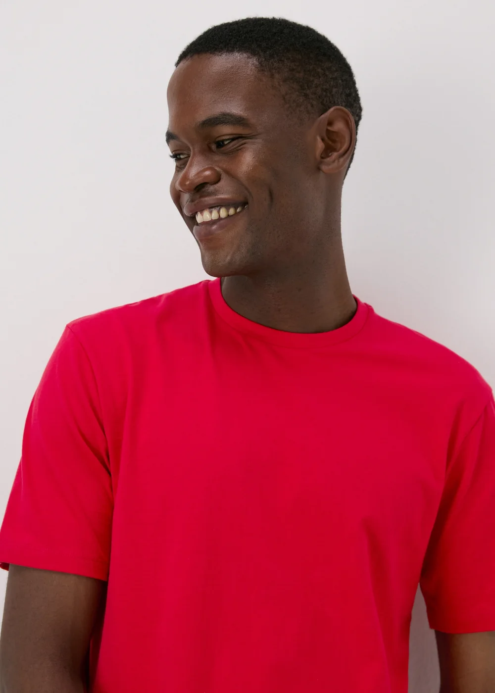 Red Essential Crewneck T-Shirt - S Image 3