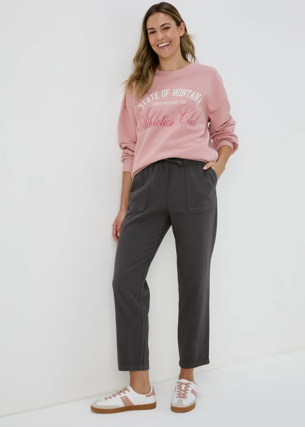 Pink Graphic Embroidered Sweatshirt - Small Image 4