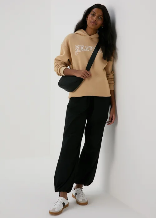 Beige Seattle Slogan Hoodie - Small Image 4