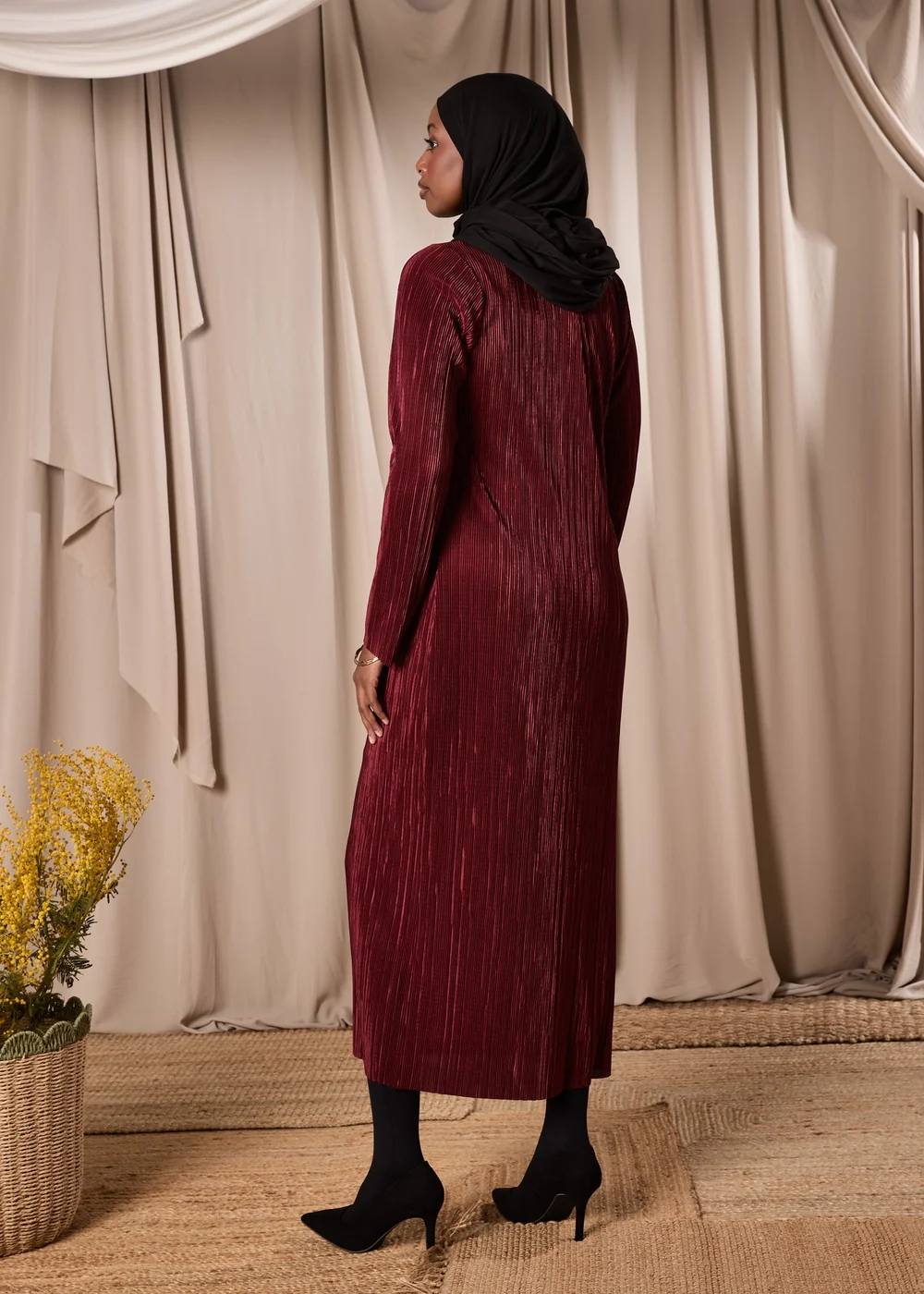Burgundy Plisse Column Dress - 8 Image 2