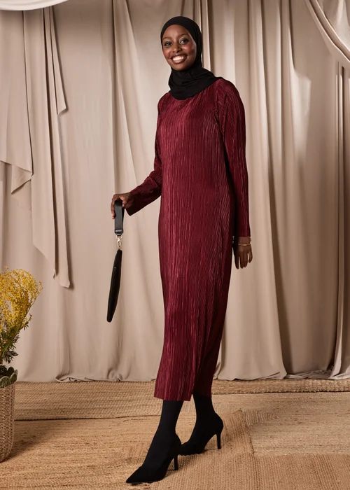 Burgundy Plisse Column Dress - 8 Image 4