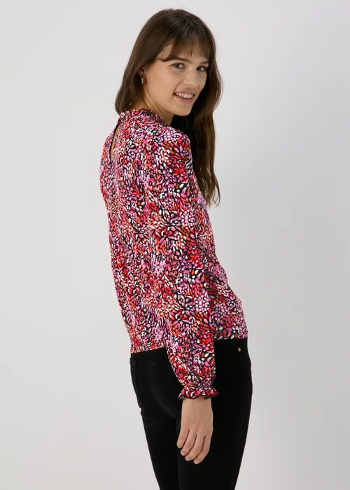 Red Piecrust Collar Top - 8 Image 2