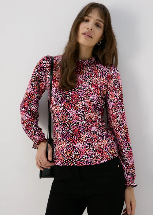 Red Piecrust Collar Top - 8 Image 4