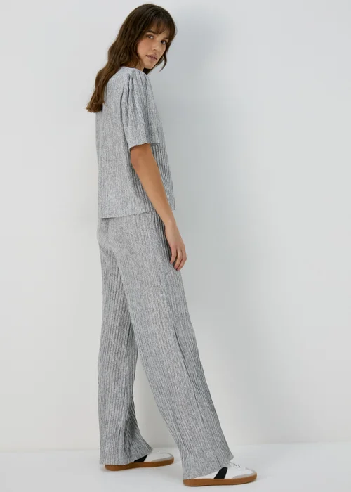 Grey Pleated Trousers - 8 Image 2
