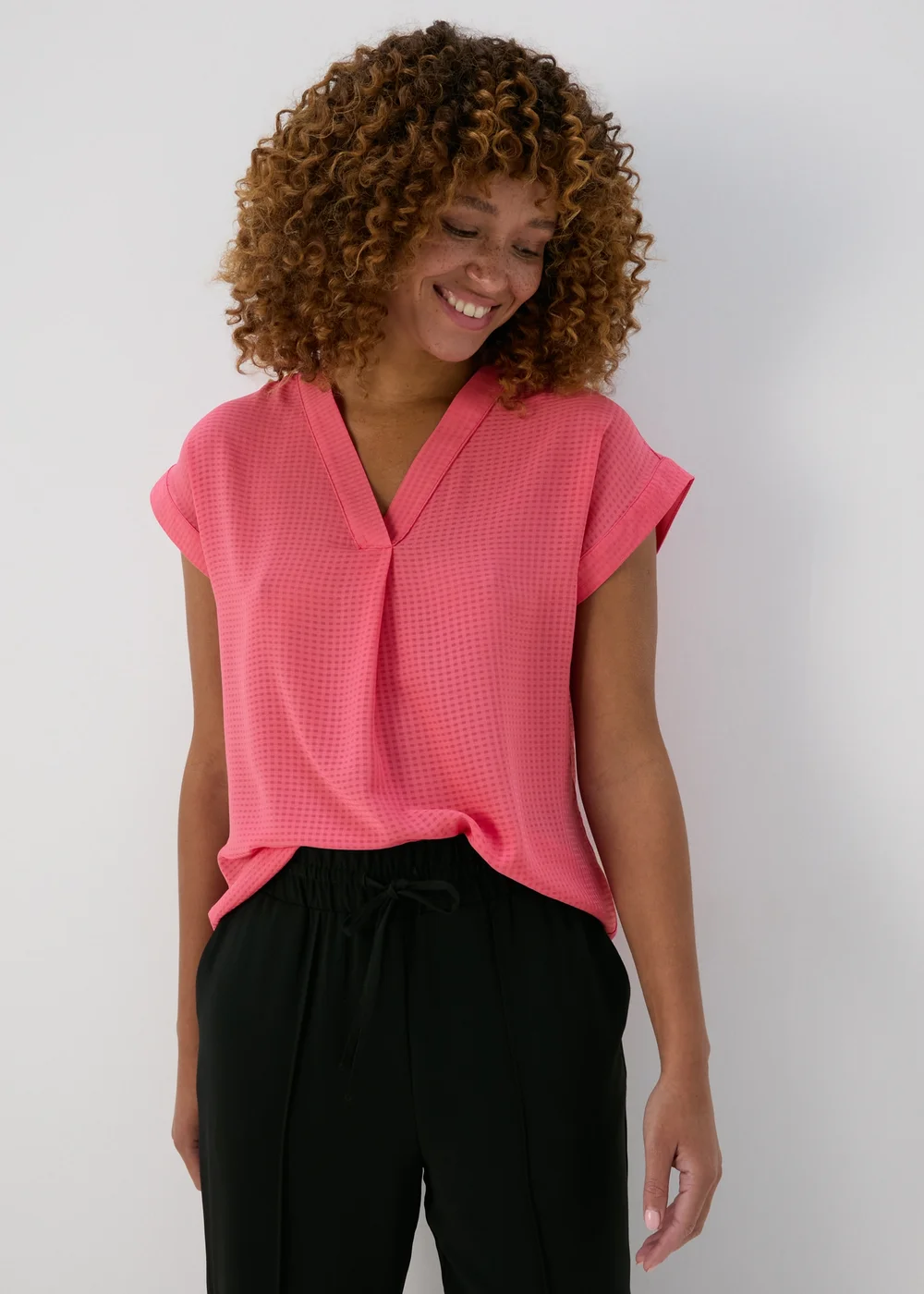 Pink Textured Pullover Top - Size 8 Image 1