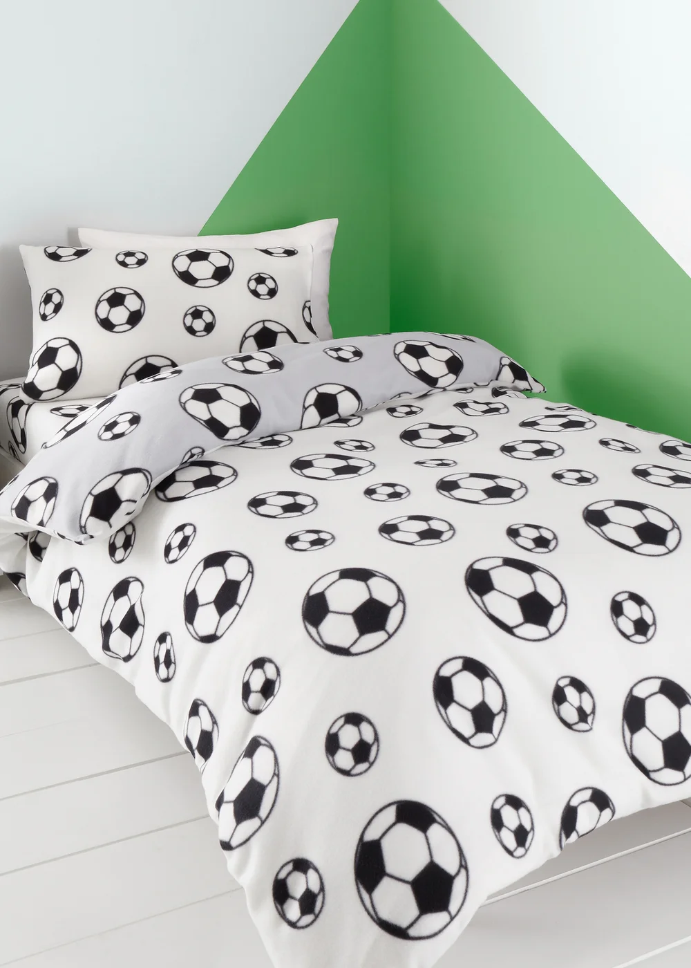Catherine Lansfield Football Fleece Reversible Duvet Cover Set - Junior Image 2