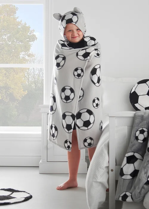Catherine Lansfield Cosy Football Fleece Hooded Blanket - One Size Image 2