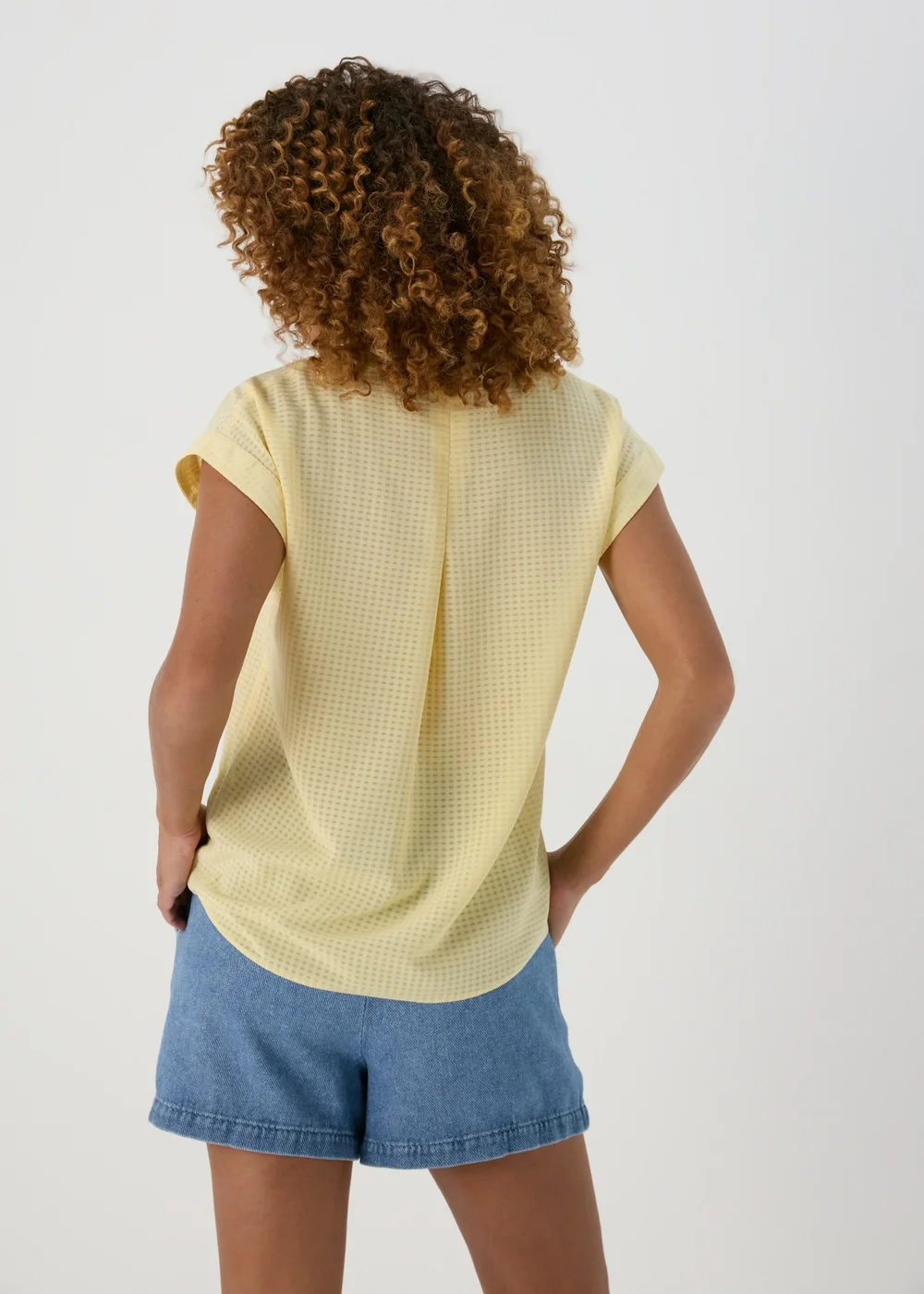 Lemon Textured Pullover Top - 8 Image 2