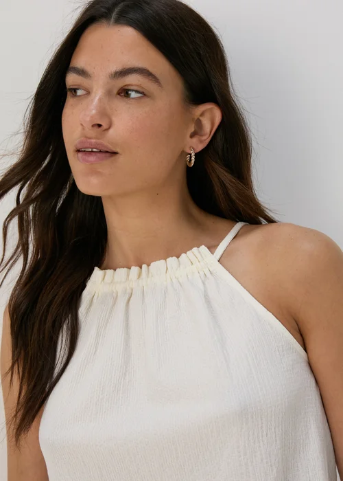 Ivory Textured High Apex Vest - 8 Image 3