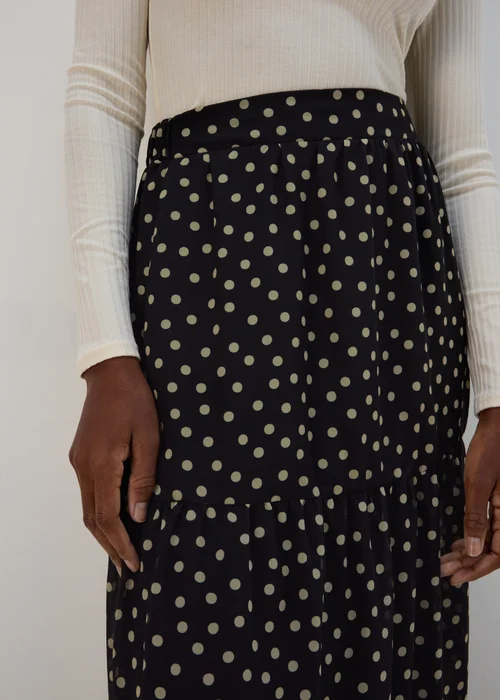 Black & White Tiered Chiffon Maxi Skirt - Size 8 Image 3