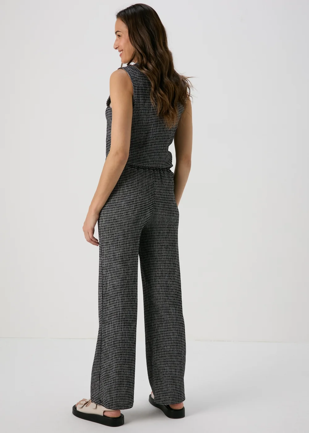 Black Mono Crinkle Co Ord Trousers - 8 Image 2