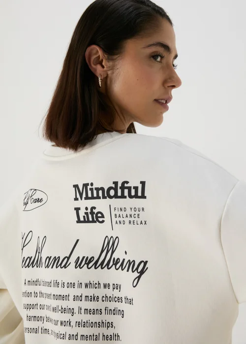 Cream Vintage Graphic Sweatshirt - S Image 3