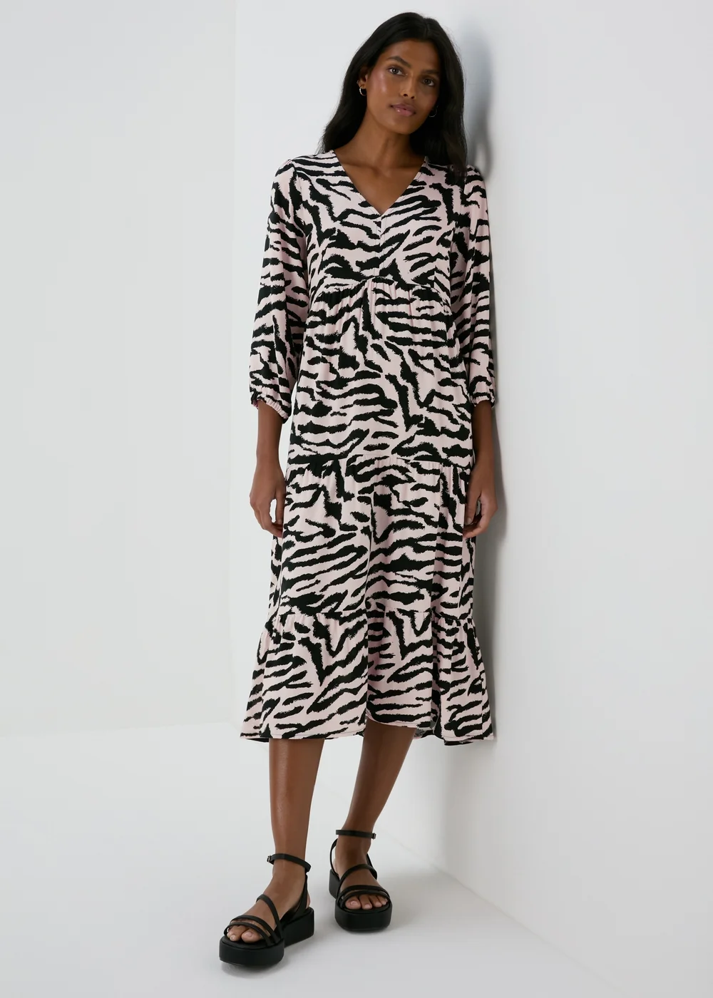 Black Animal Print Mono Tiered Midi Dress - 8 Image 1