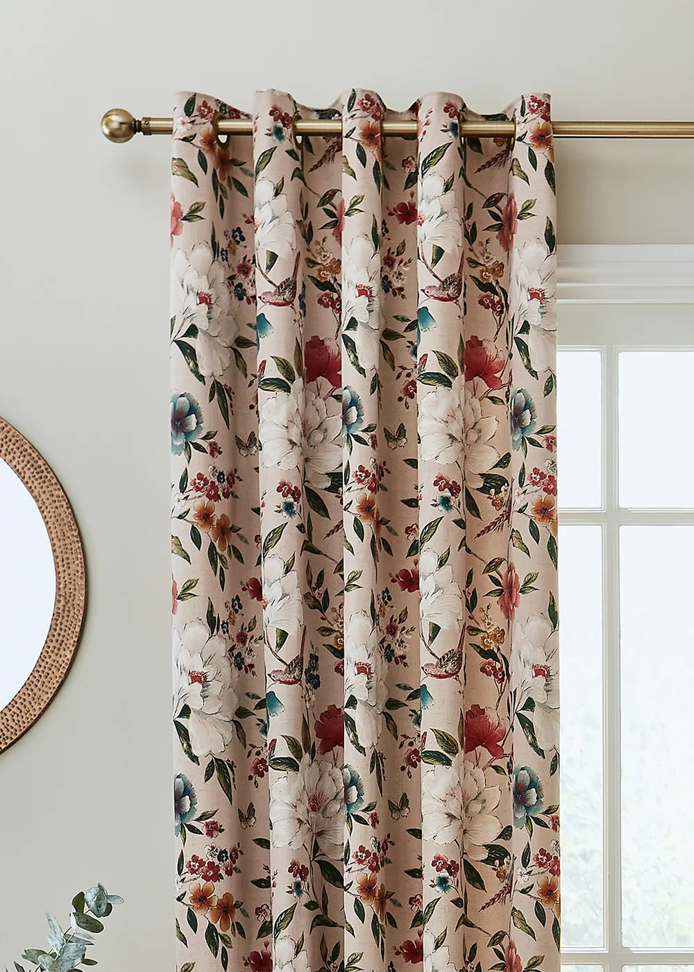 Catherine Lansfield Living Pippa Thermal Lined Eyelet Curtains - 46W X 54D (117x137cm) Image 3