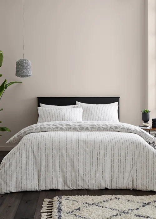 Catherine Lansfield Tufted Print Geo Reversible Duvet Cover Set - Single Image 2