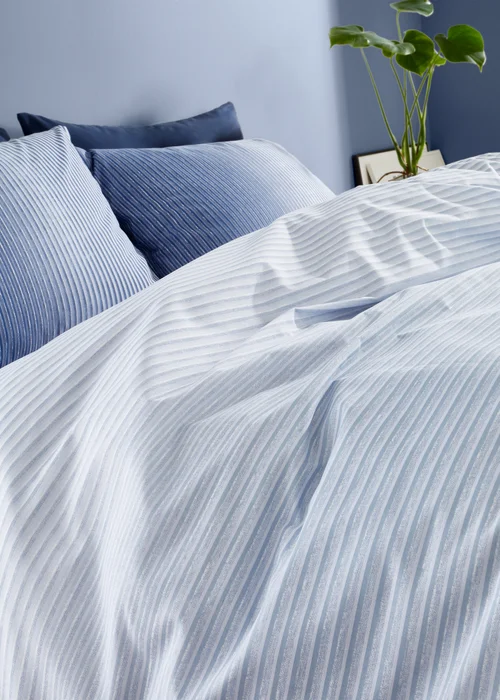 Catherine Lansfield Graded Stripe Reversible Duvet Cover Set - Single Image 3
