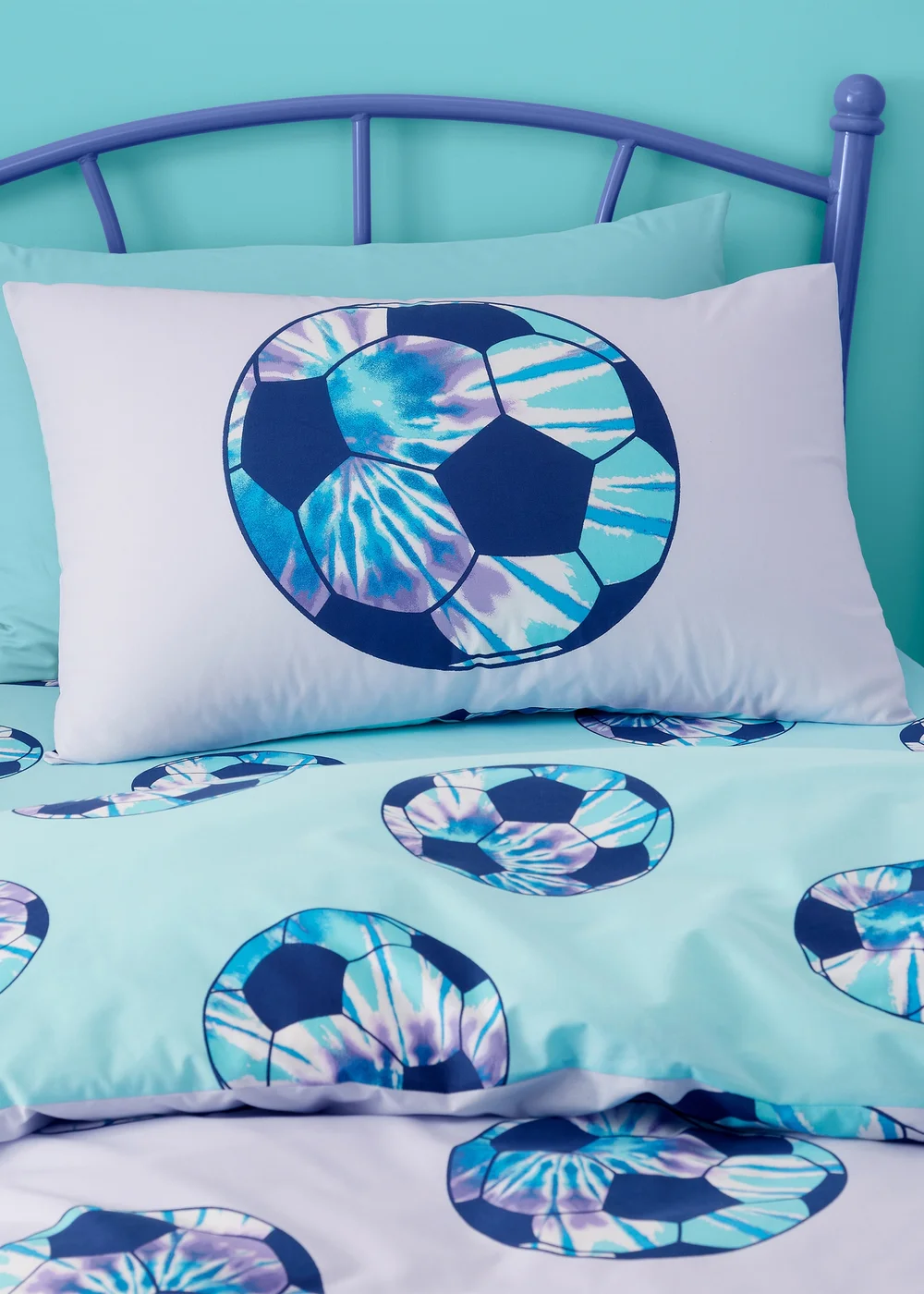 Catherine Lansfield Tie Dye Football Reversible Duvet Cover Set Lilac - Single Image 3