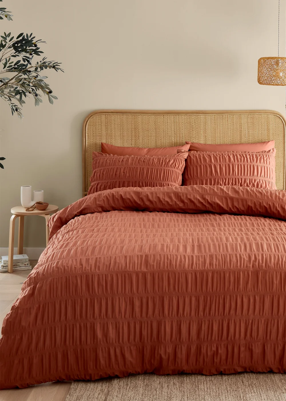 Catherine Lansfield Seersucker Duvet Cover Set - Single Image 1