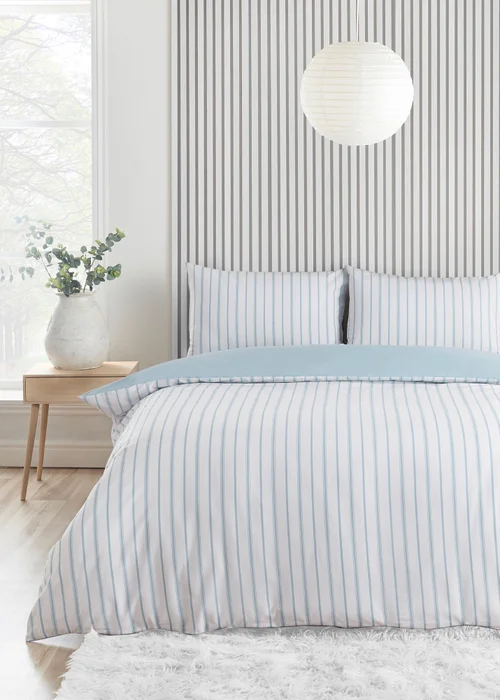 Catherine Lansfield Meadowsweet Floral Reversible Duvet Cover Set Sea Spray Blue - Single Image 2