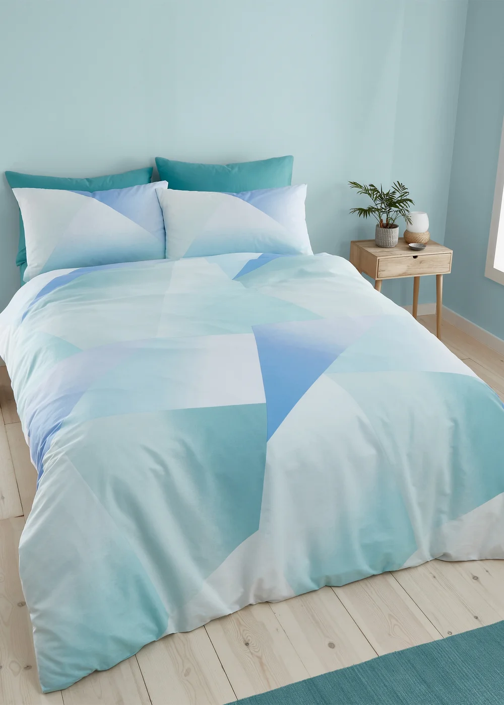 Catherine Lansfield Ombre Larsson Geo Reversible Duvet Cover Set - Single Image 1