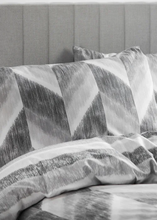 Catherine Lansfield Kamari Stripe Reversible Duvet Cover Set - Single Image 3