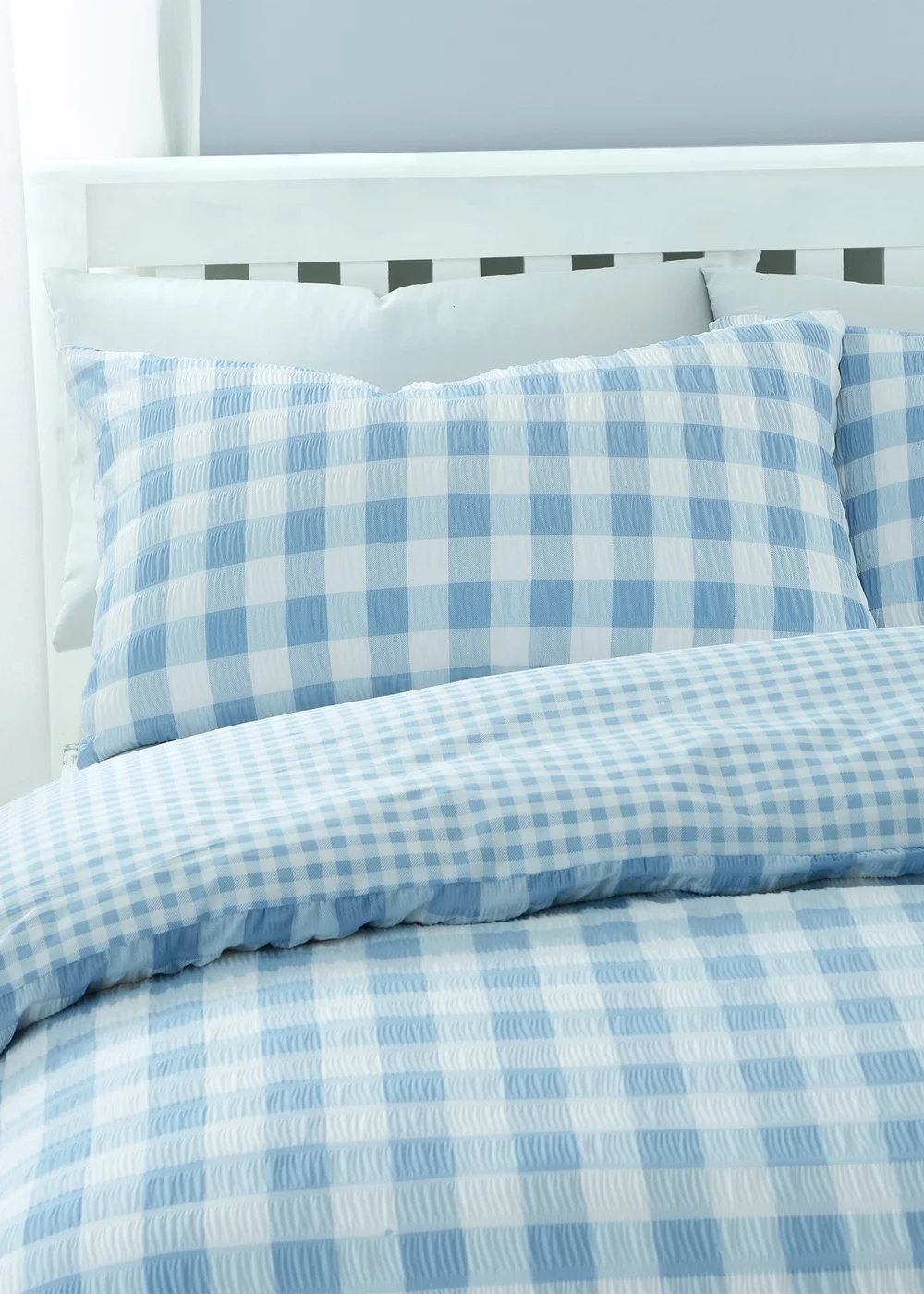 Catherine Lansfield Seersucker Gingham Check Duvet Cover Set - Single Image 3