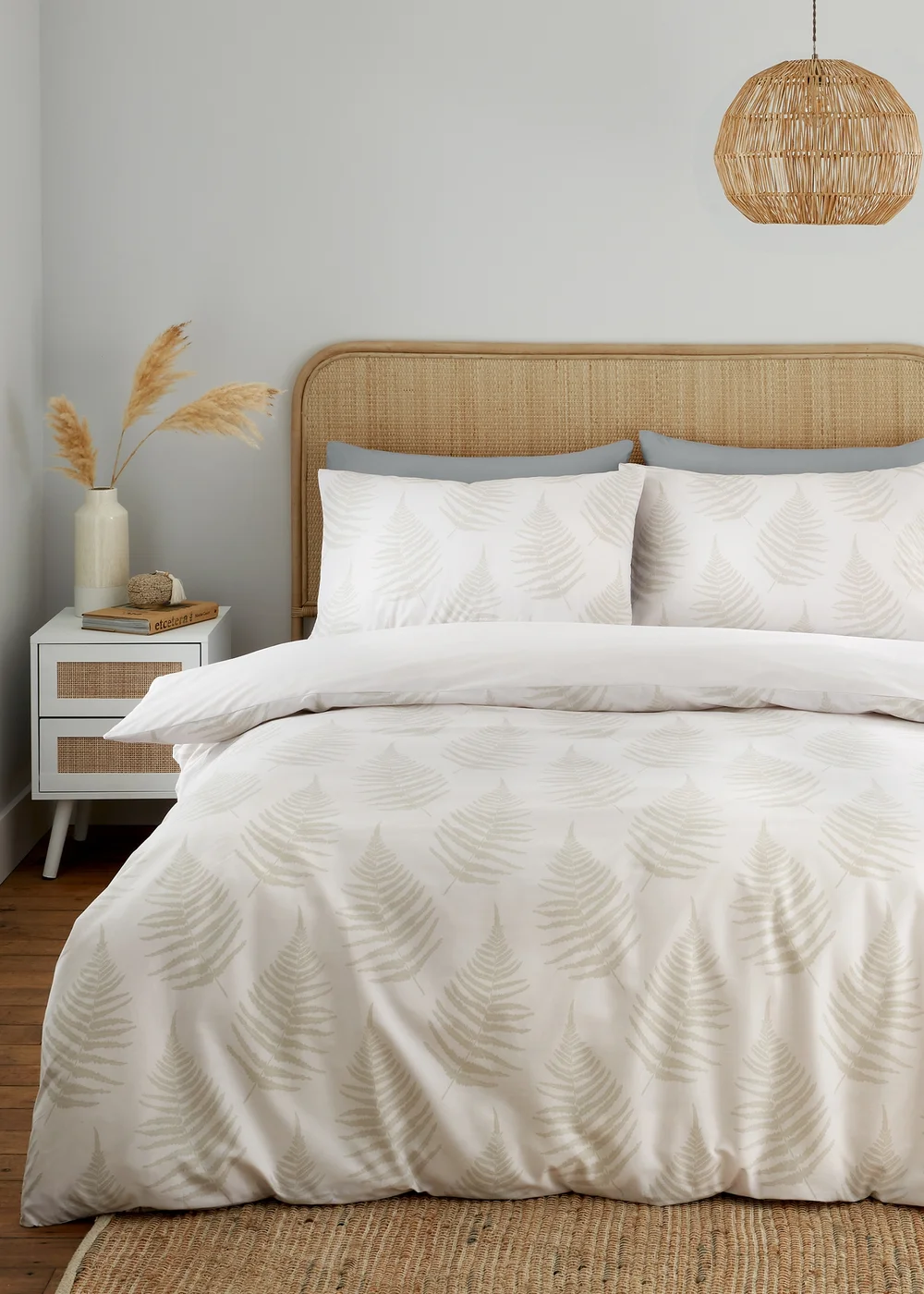 Catherine Lansfield Floral Foliage Reversible Duvet Cover Set - Single Image 2