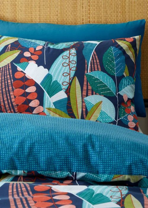 Catherine Lansfield Botanical Leaves Reversible Duvet Cover Set - Single Image 3